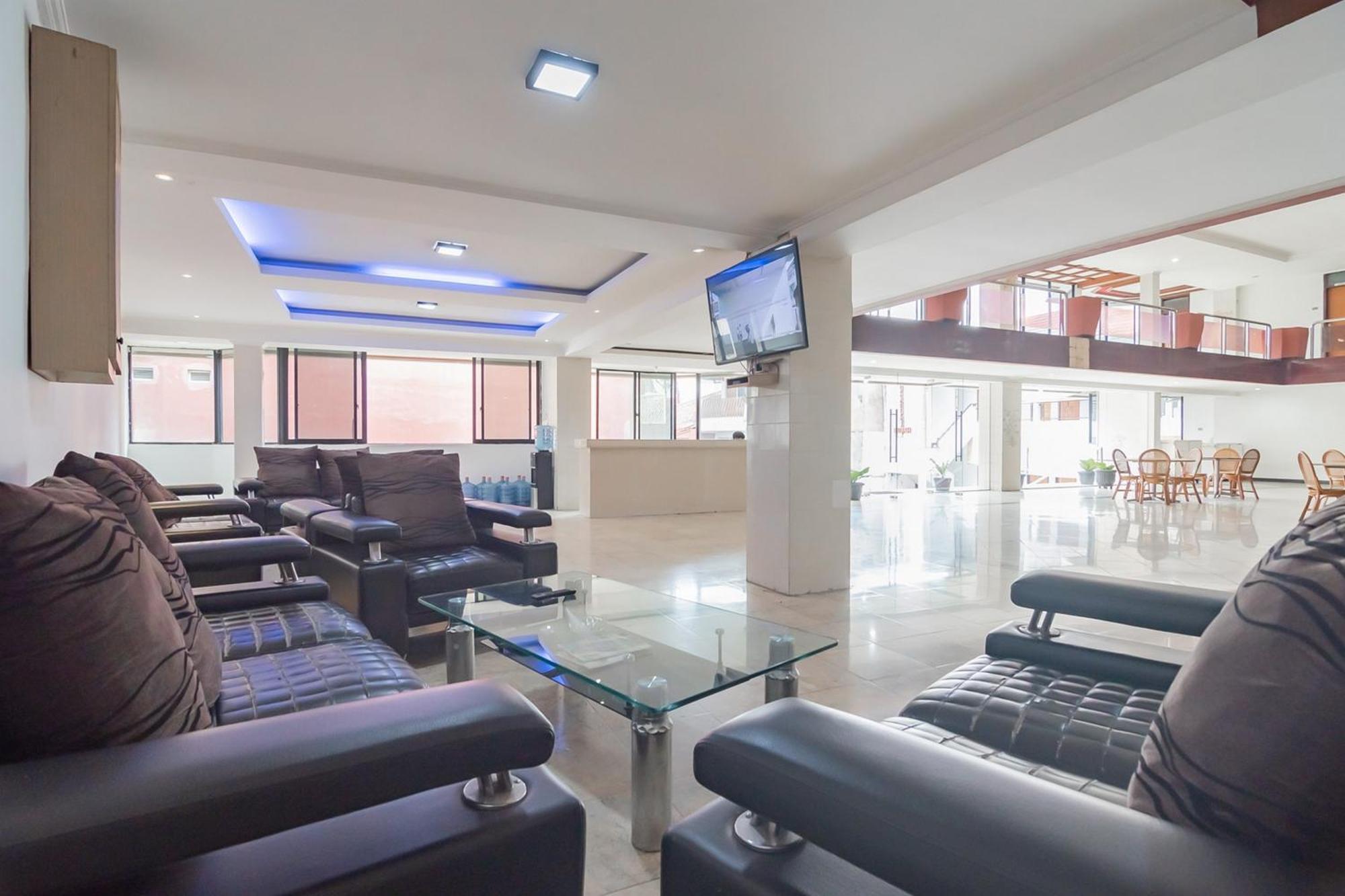 Reddoorz Near Sukabumi Station 2 Hotel Exterior photo