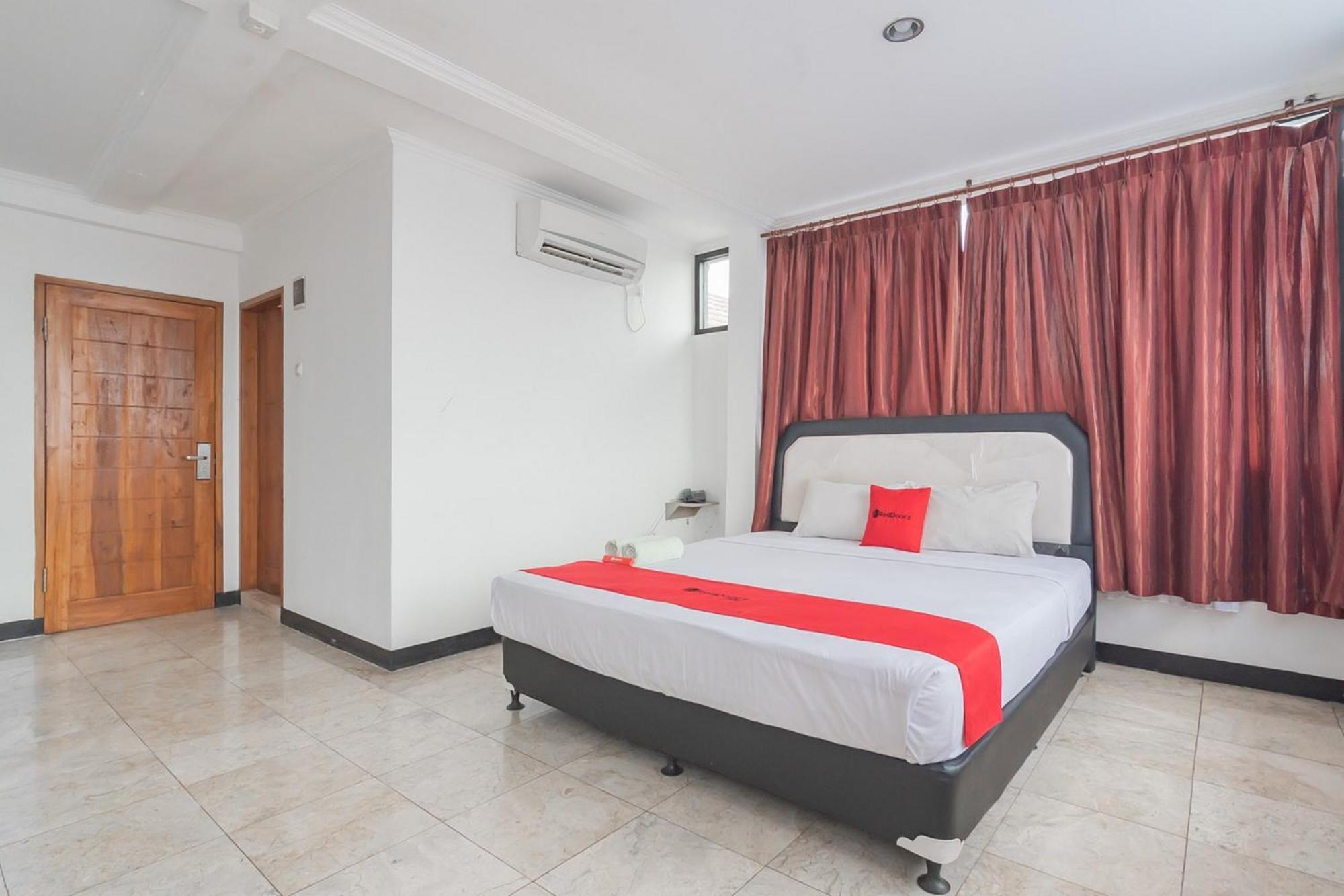 Reddoorz Near Sukabumi Station 2 Hotel Exterior photo
